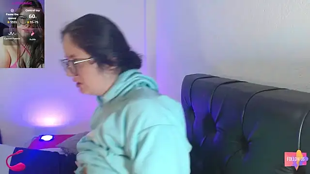 KrystalAdams online show from 09.27.25