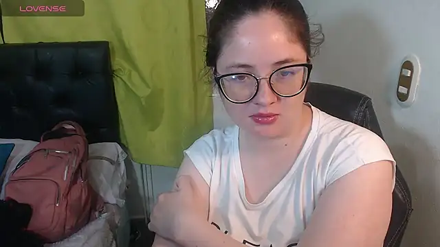 KrystalAdams online show from 04.09.26