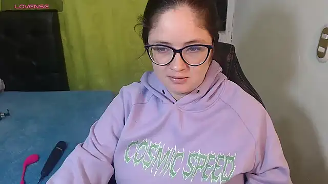 Snapshot of KrystalAdams chatting on 04.23.26 KrystalAdams online show from 04.23.26