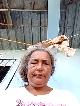 jendall189 online show from 10.28.25