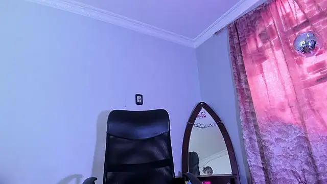 Pamela Squirtt online show from 01.16.26