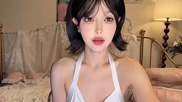 Snapshot of kiraa-0051 chatting on 10.22.25 kiraa-0051 online show from 10.22.25