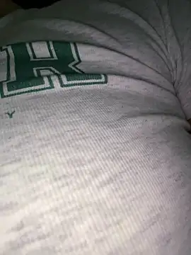 Snapshot of Ninazhang chatting on 12.23.25 Ninazhang online show from 12.23.25