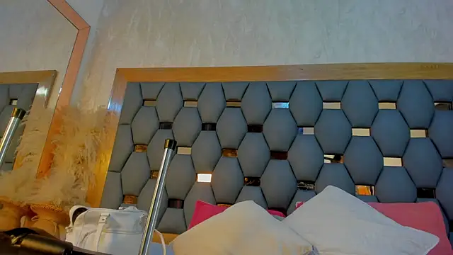 Snapshot of juliette_pretty_ chatting on 09.20.25 juliette pretty online show from 09.20.25