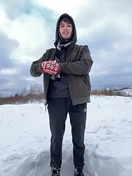 Snapshot of elliot_scott chatting on 12.02.25 elliot scott online show from 12.02.25