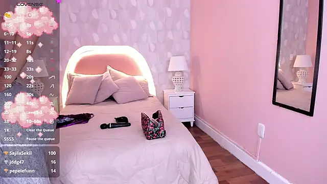 isabella milf  online show from 05.26.26