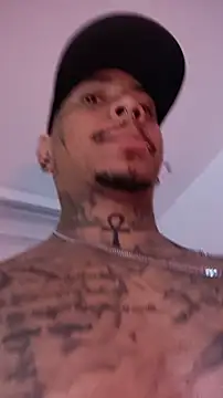 Snapshot of David_tatto1 chatting on 11.15.25 David tatto1 online show from 11.15.25