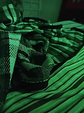 Genaro Dickinson 69 online show from 12.04.25