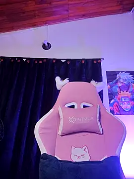 Snapshot of Gaby__Howards chatting on 11.11.25 Gaby Howards online show from 11.11.25