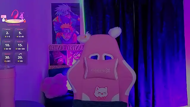 Snapshot of Gaby__Howards chatting on 12.16.25 Gaby Howards online show from 12.16.25