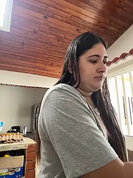 Snapshot of Gaby__Howards chatting on 12.19.25 Gaby Howards online show from 12.19.25