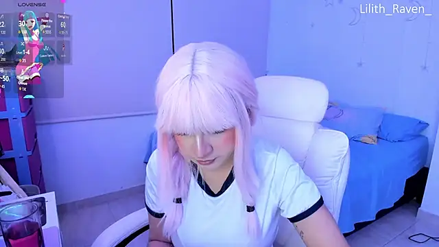 Lilith Raven  online show from 11.04.25