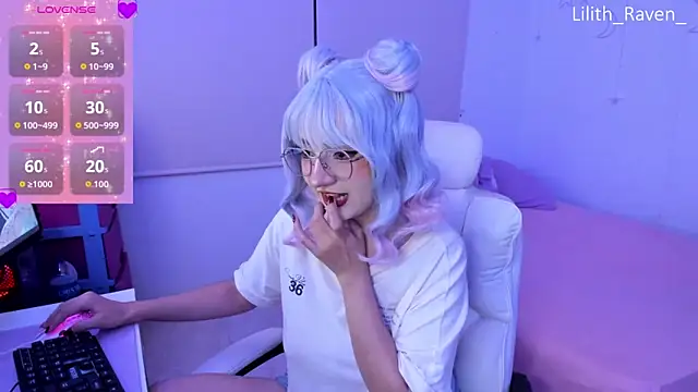 Lilith Raven  online show from 11.29.25