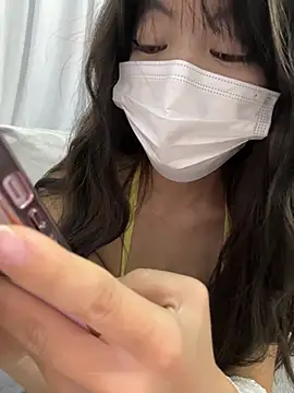 Snapshot of cute-yay chatting on 01.14.26 cute-yay online show from 01.14.26