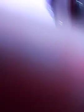 Snapshot of Fox_Roxxan chatting on 10.04.25 Fox Roxxan online show from 10.04.25