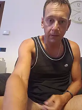 Snapshot of Alessio1987 chatting on 06.25.26 Alessio1987 online show from 06.25.26