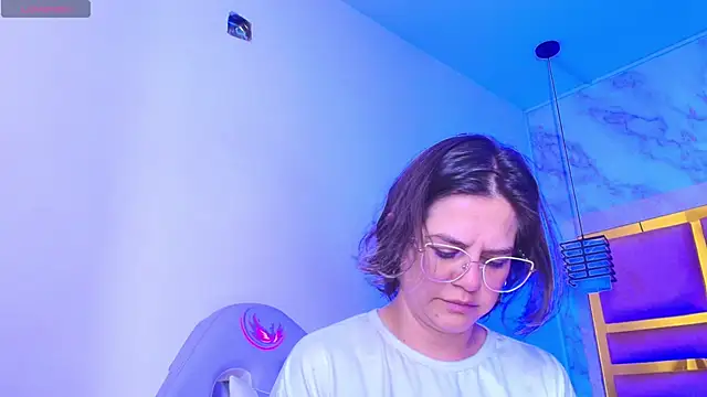 Luciifeer  online show from 11.09.25