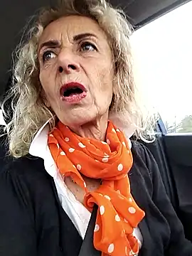 clarabell4 online show from 01.15.26