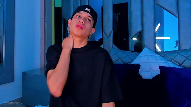 Sebax Young online show from 09.23.25