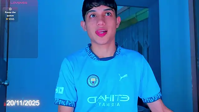 Sebax Young online show from 11.21.25