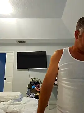 cubanitofeliz40 online show from 09.10.25