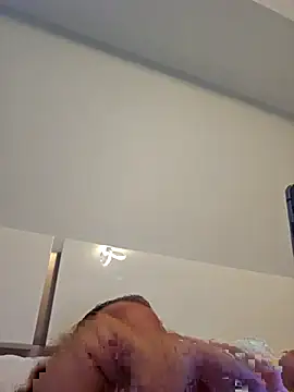 cubanitofeliz40 online show from 09.15.25