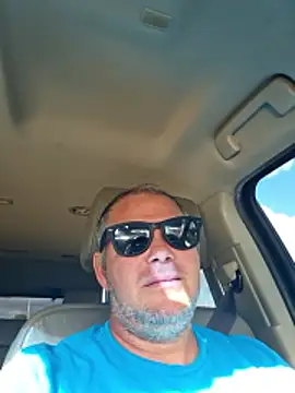 cubanitofeliz40 online show from 01.05.26