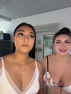 Snapshot of nicolexxaleja chatting on 03.08.26 nicolexxaleja online show from 03.08.26