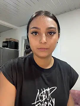 Snapshot of nicolexxaleja chatting on 03.12.26 nicolexxaleja online show from 03.12.26