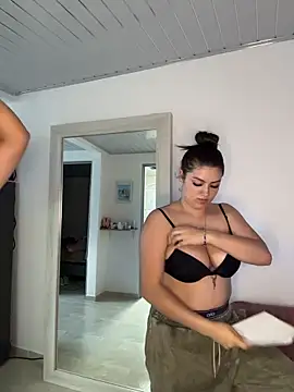 Snapshot of nicolexxaleja chatting on 03.20.26 nicolexxaleja online show from 03.20.26
