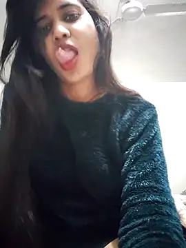 Snapshot of cute_radhikaa chatting on 12.20.25 cute radhikaa online show from 12.20.25