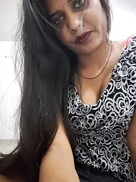 Snapshot of cute_radhikaa chatting on 03.29.26 cute radhikaa online show from 03.29.26
