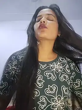 Snapshot of cute_radhikaa chatting on 05.31.26 cute radhikaa online show from 05.31.26