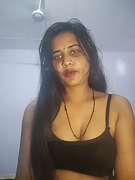 Snapshot of cute_radhikaa chatting on 06.05.26 cute radhikaa online show from 06.05.26