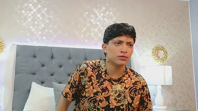 ZoeKrug online show from 11.13.25