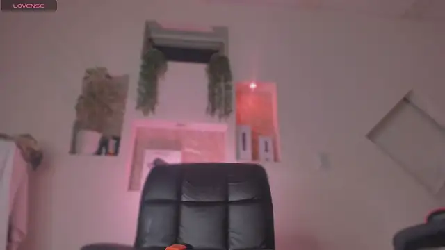 Chloe cooperr online show from 09.23.25