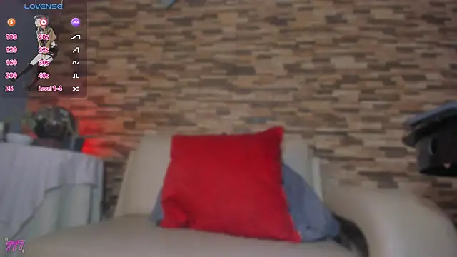 Chloe cooperr online show from 03.05.26