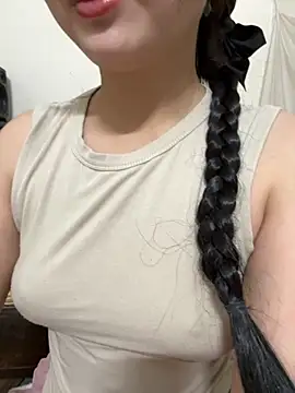 Snapshot of LinYi_Office chatting on 11.15.25 LinYi Office online show from 11.15.25