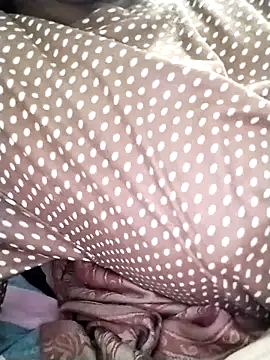 Snapshot of Top_Non_Stop chatting on 11.19.25 Top Non Stop online show from 11.19.25