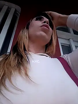 Daliana Gounbolt online show from 03.31.26