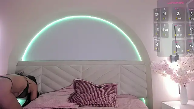 Bella Williiams online show from 07.03.26