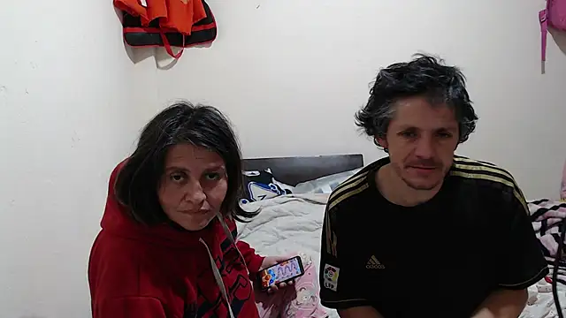 jade noah  online show from 09.15.25