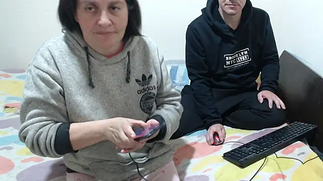 jade noah  online show from 02.20.26