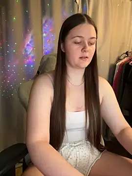 Snapshot of Cuty_Kitty chatting on 12.03.25 Cuty Kitty online show from 12.03.25