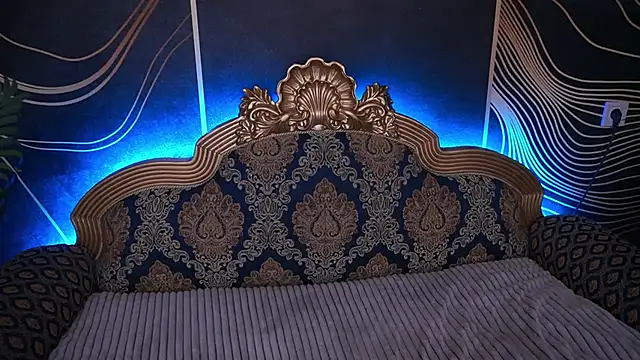 Snapshot of IvyLaurent chatting on 11.11.25 IvyLaurent online show from 11.11.25