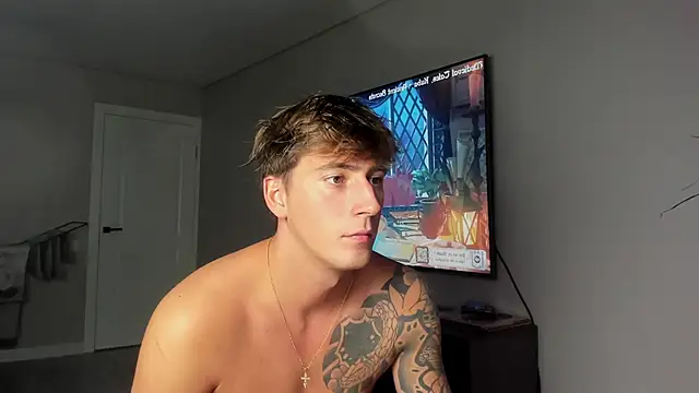 Snapshot of DaniHort chatting on 01.10.26 DaniHort online show from 01.10.26