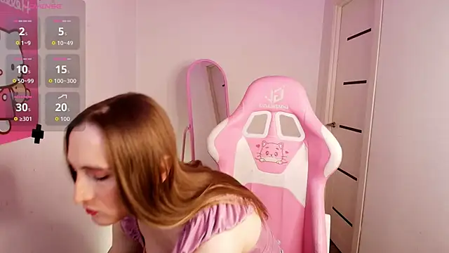 Snapshot of Vi_Luxy chatting on 01.08.26 Vi Luxy online show from 01.08.26