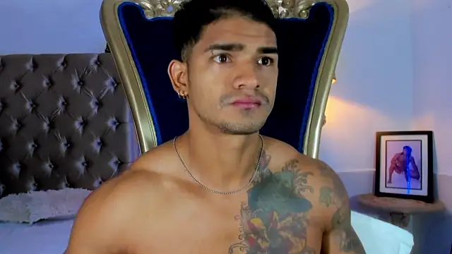 antonio  444 online show from 10.04.25