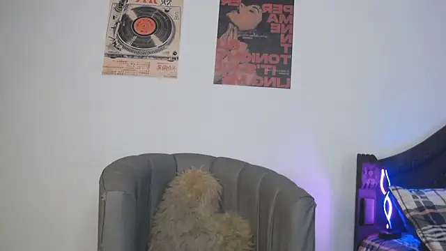 CoralieBronson online show from 02.24.26