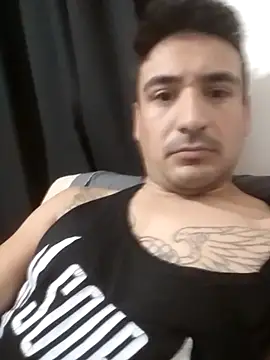 Snapshot of bigandstrong2217 chatting on 09.09.25 bigandstrong2217 online show from 09.09.25